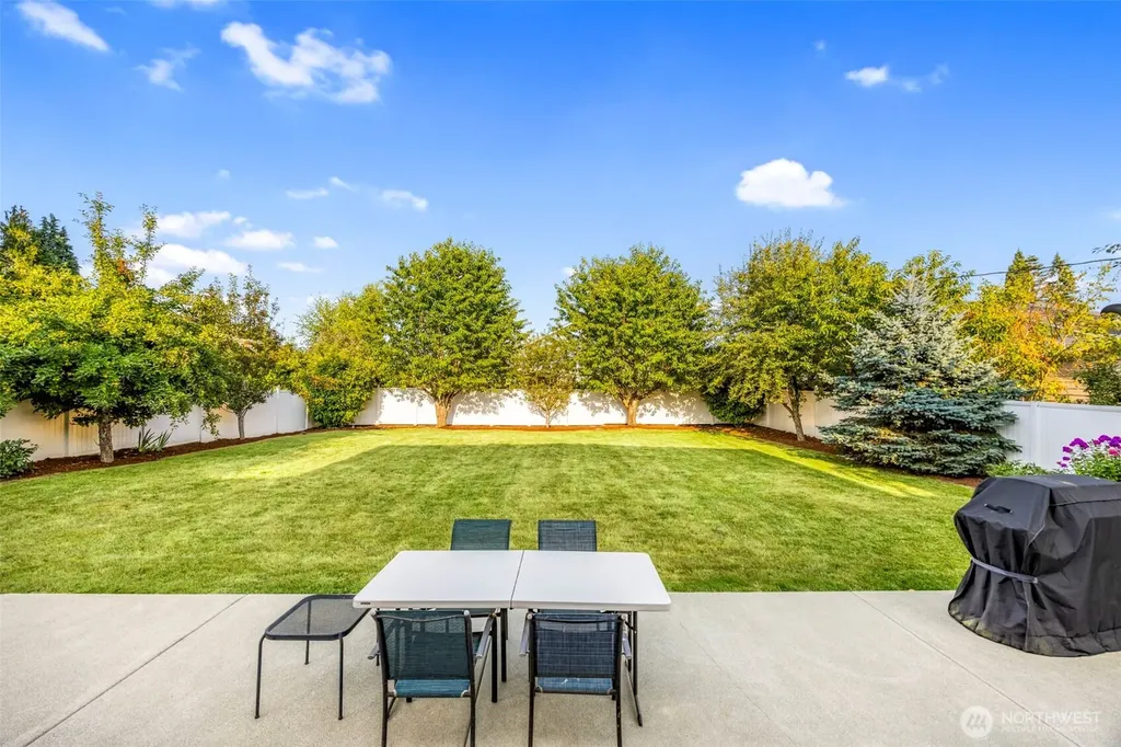 17729 11th Place W Lynnwood WA 98037