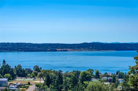 5027 Varco Road NE Tacoma WA 98422