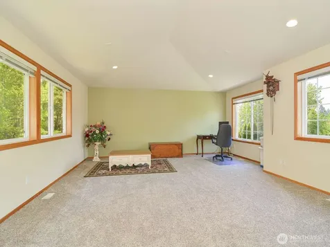1919 243rd Place SE Bothell WA 98021