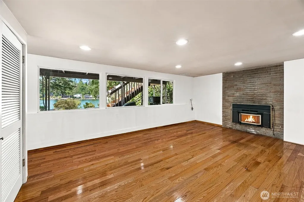 21204 SE 265th Street Maple Valley WA 98038