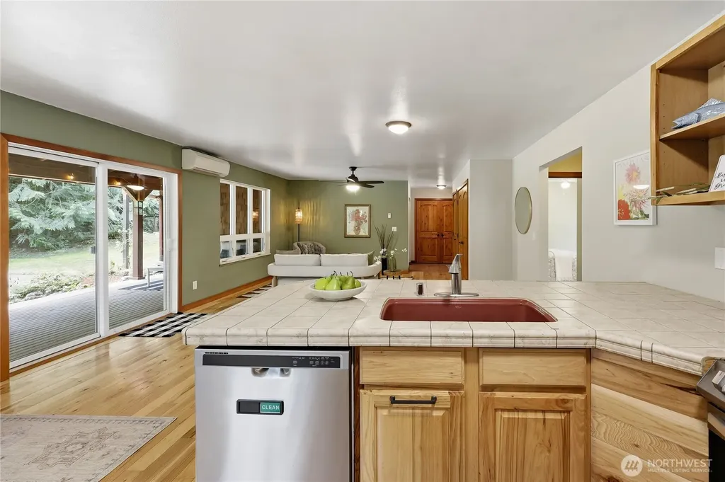 30978 Old Hansville Road NE Kingston WA 98346