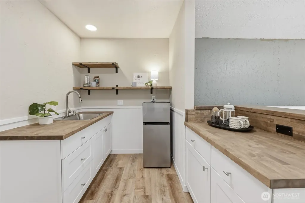 30978 Old Hansville Road NE Kingston WA 98346
