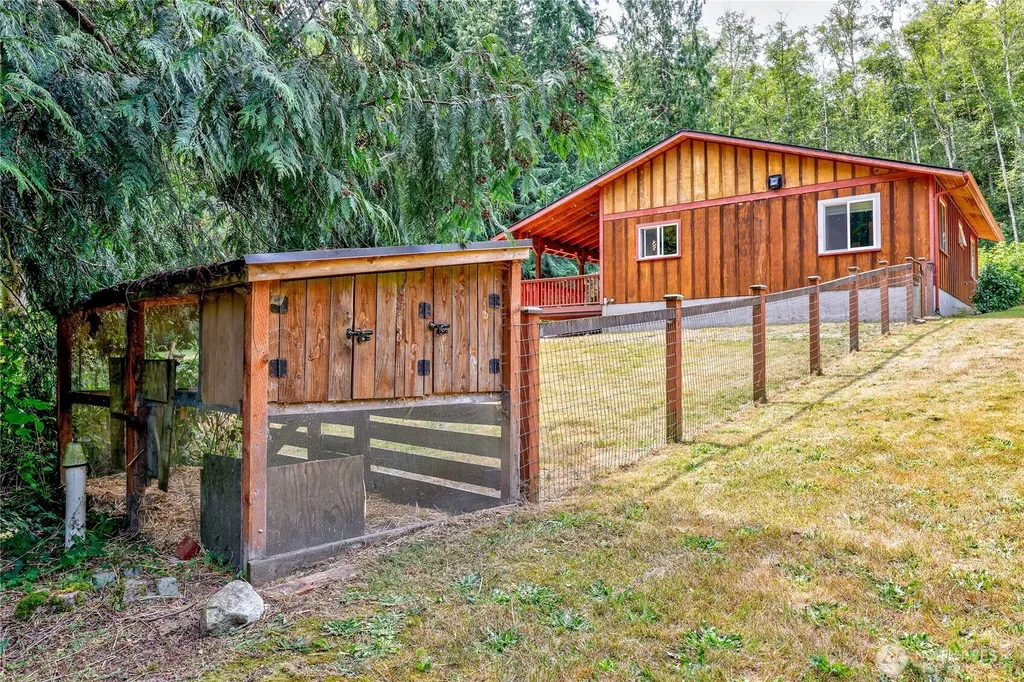 30978 Old Hansville Road NE Kingston WA 98346