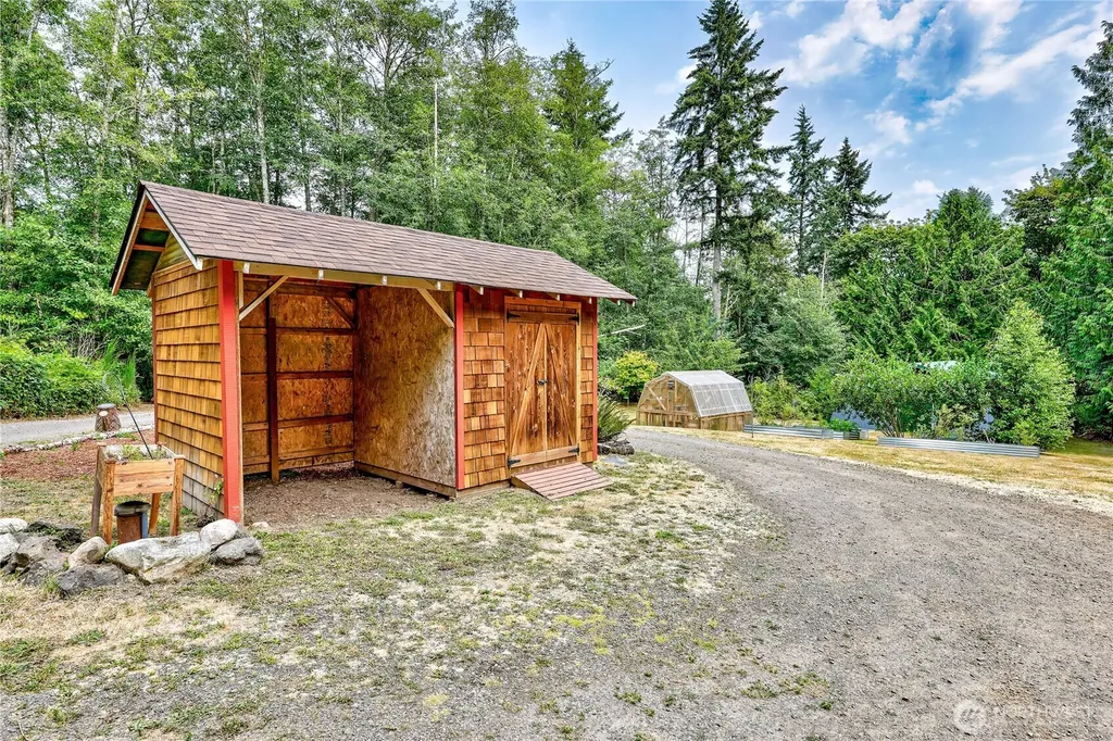 30978 Old Hansville Road NE Kingston WA 98346