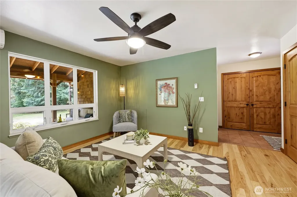 30978 Old Hansville Road NE Kingston WA 98346