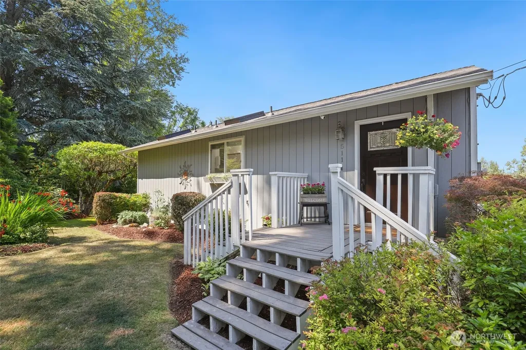 511 13th Avenue Milton WA 98354