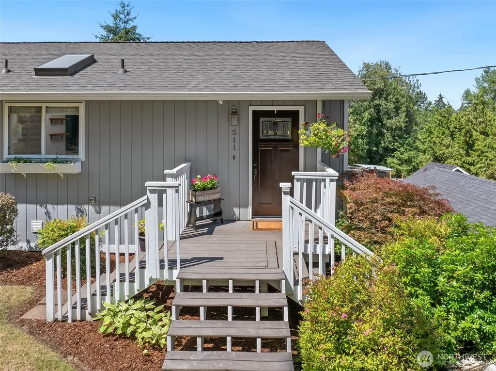 511 13th Avenue Milton WA 98354