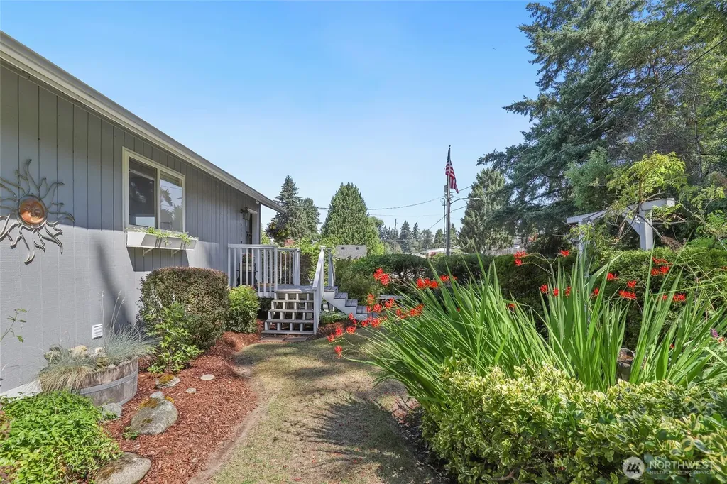 511 13th Avenue Milton WA 98354