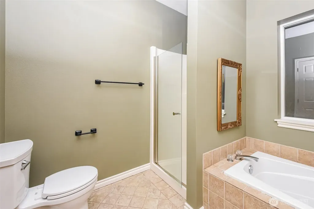 38 Rose Ridge Loop Bellingham WA 98229