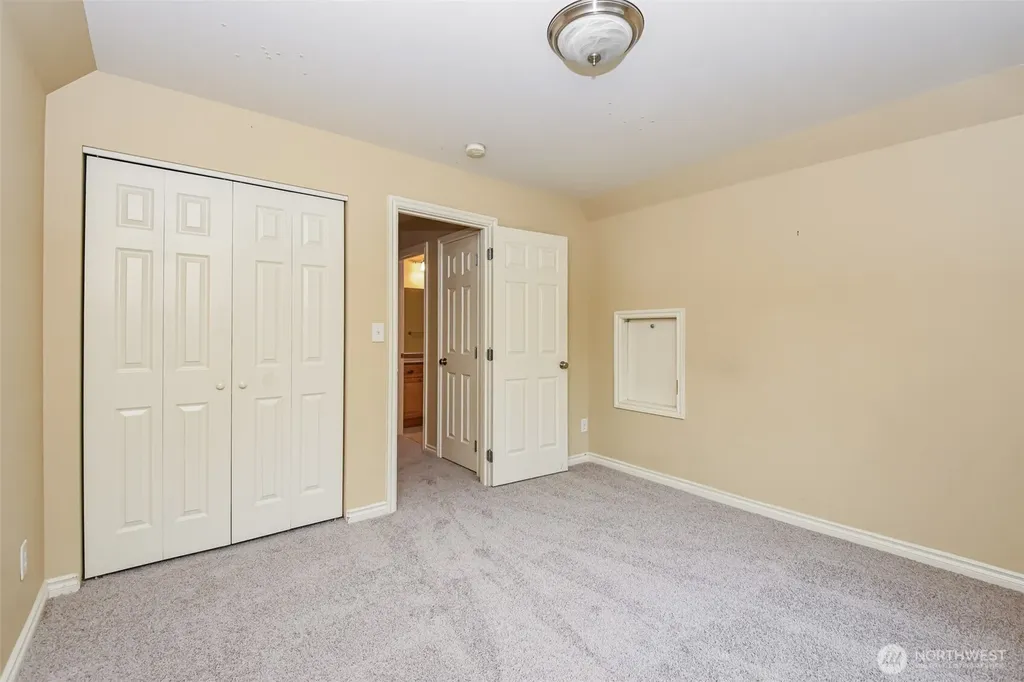 38 Rose Ridge Loop Bellingham WA 98229
