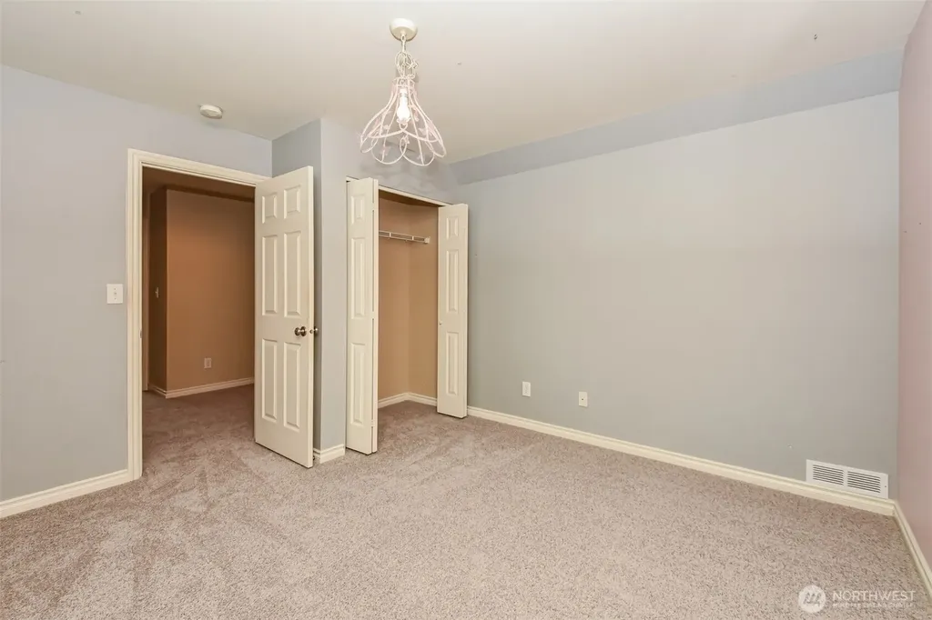 38 Rose Ridge Loop Bellingham WA 98229