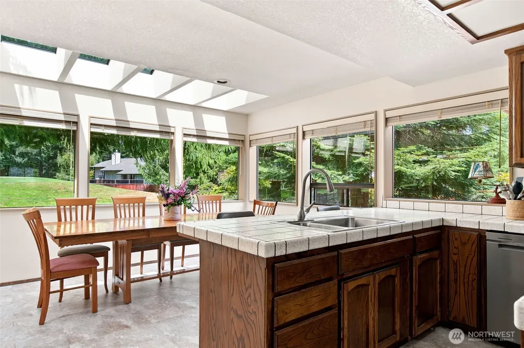 106 Fairway Place Sequim WA 98382