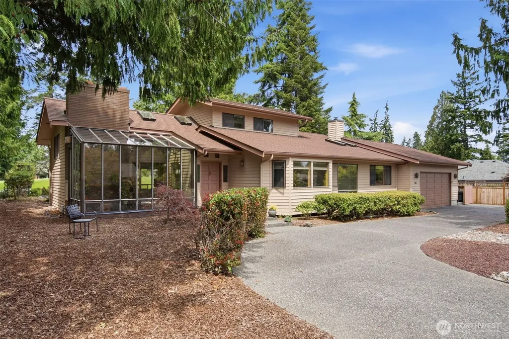 106 Fairway Place Sequim WA 98382
