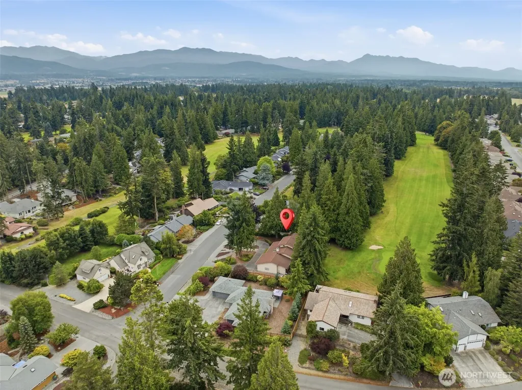 106 Fairway Place Sequim WA 98382