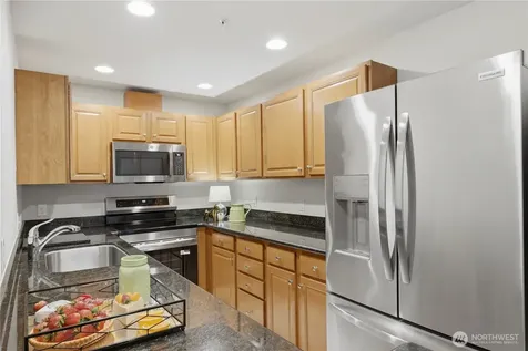 13957 NE 60th Way Redmond WA 98052