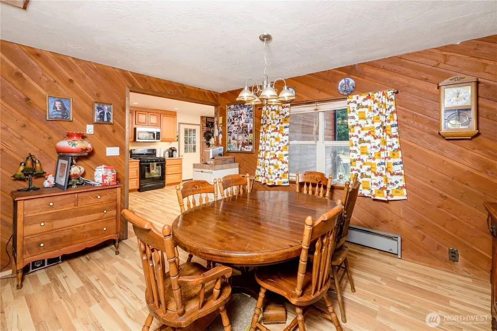 332 Whiskey Creek Beach Road Port Angeles WA 98363