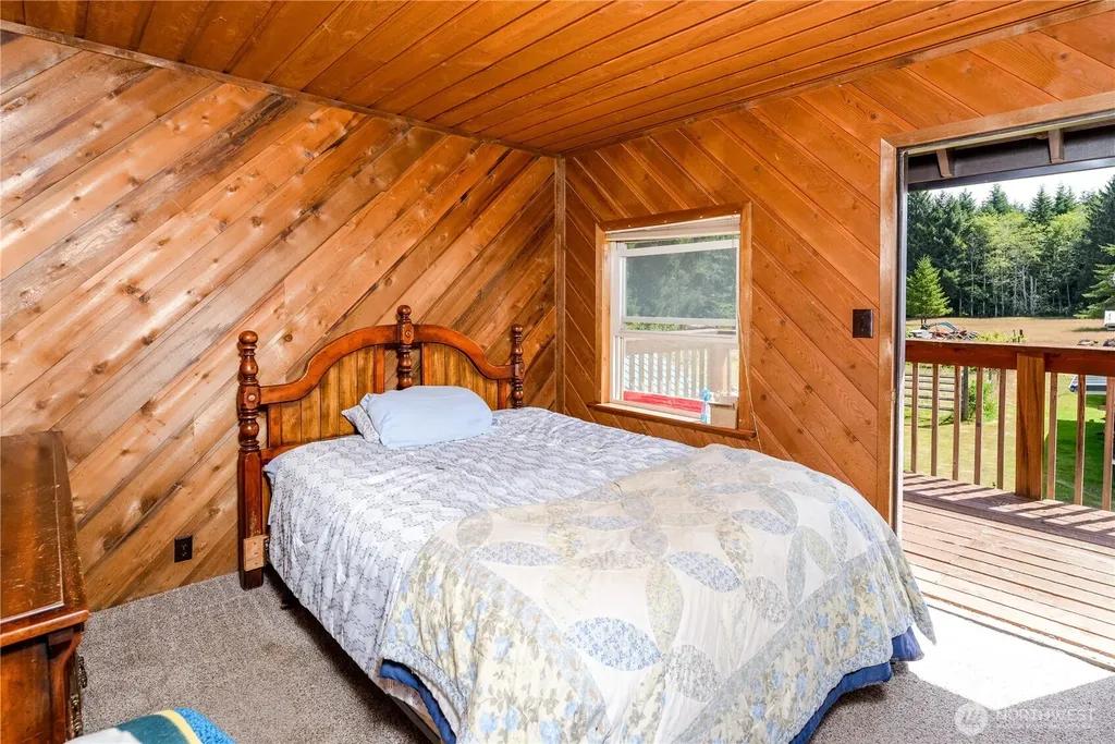 332 Whiskey Creek Beach Road Port Angeles WA 98363