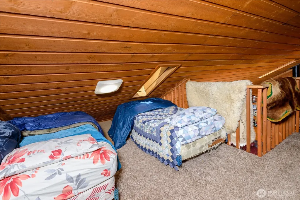 332 Whiskey Creek Beach Road Port Angeles WA 98363