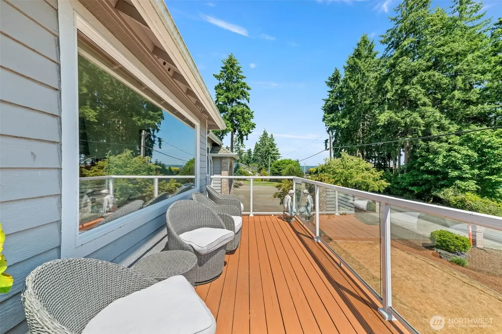 11002 Moller Drive NW Gig Harbor WA 98332