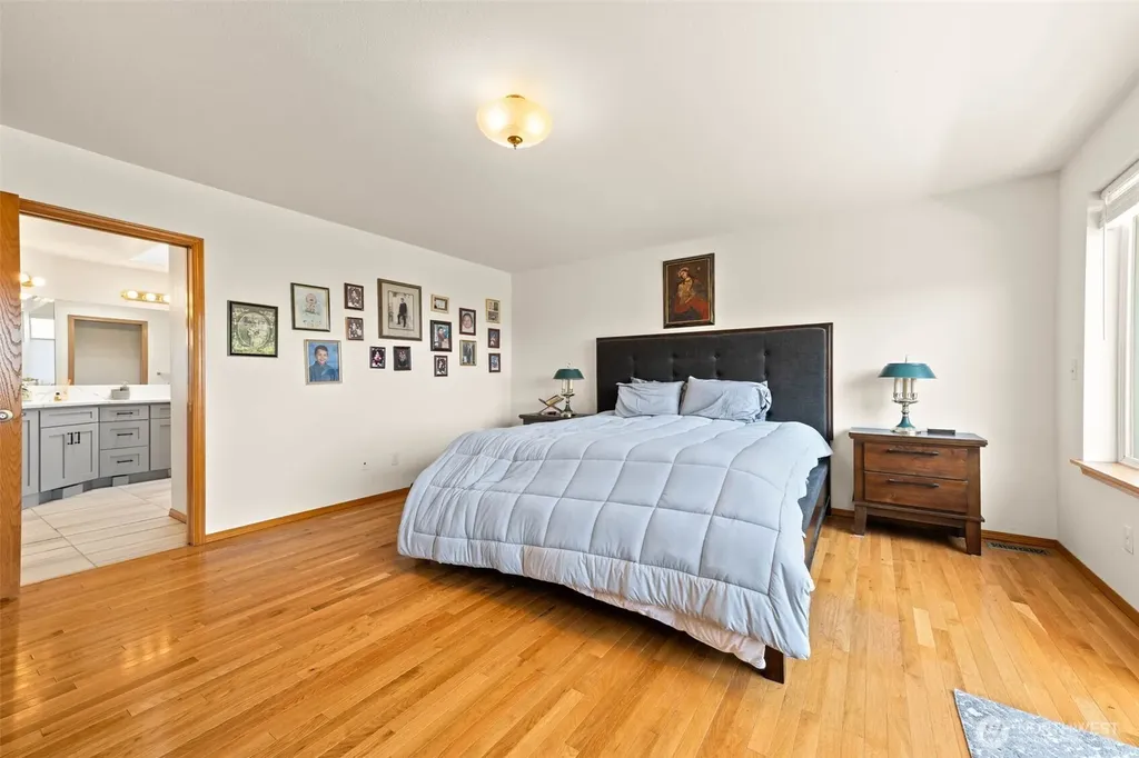 11002 Moller Drive NW Gig Harbor WA 98332