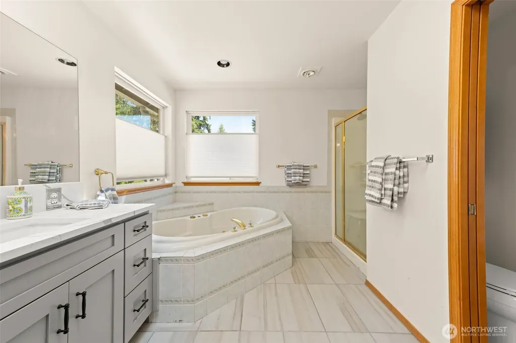 11002 Moller Drive NW Gig Harbor WA 98332