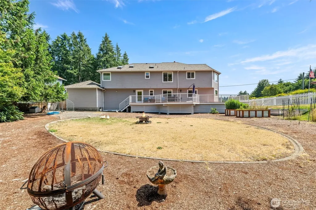 11002 Moller Drive NW Gig Harbor WA 98332