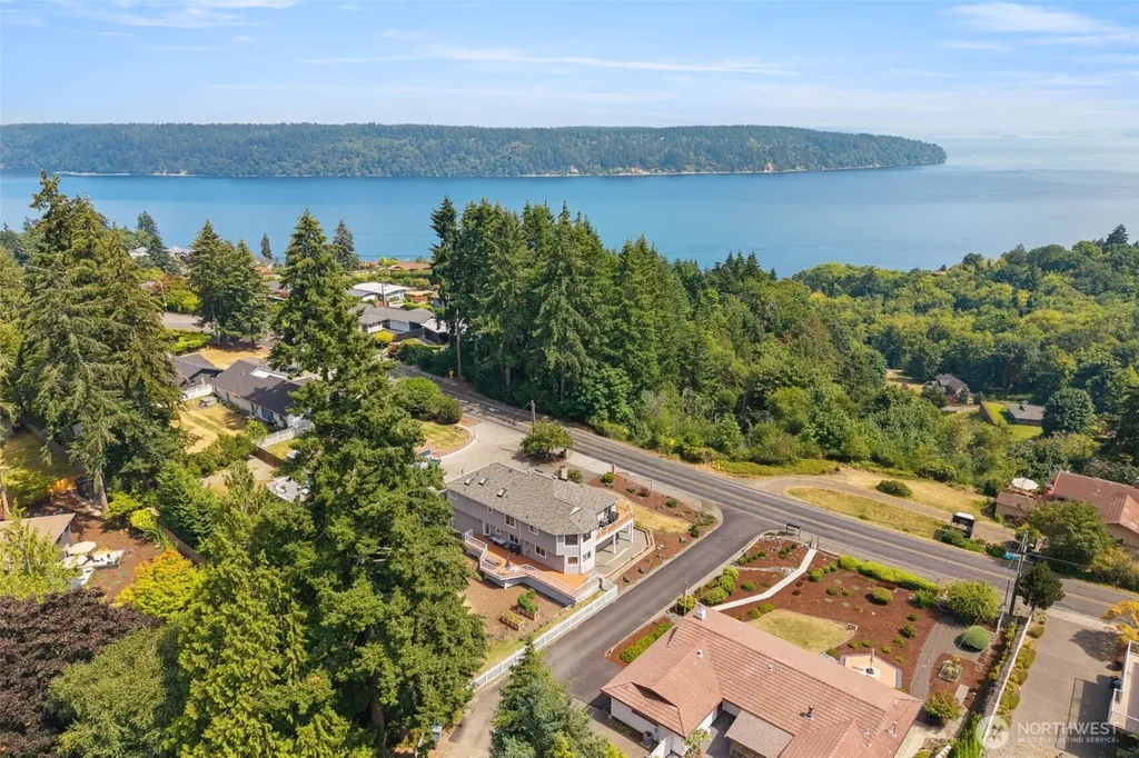 11002 Moller Drive NW Gig Harbor WA 98332