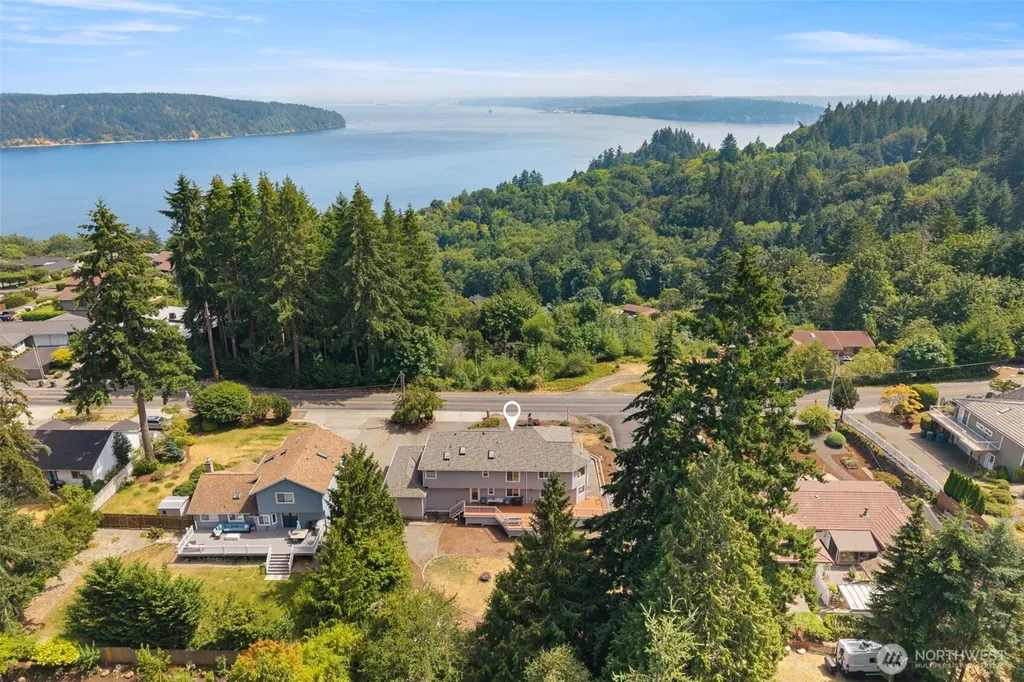 11002 Moller Drive NW Gig Harbor WA 98332