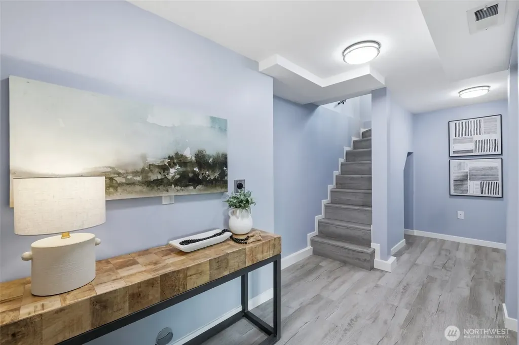 2517 23rd Avenue Seattle WA 98144