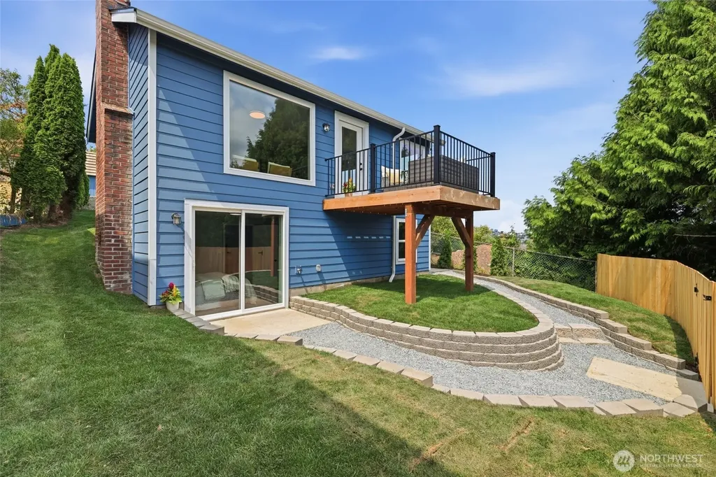 2517 23rd Avenue Seattle WA 98144
