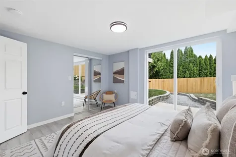 2517 23rd Avenue Seattle WA 98144