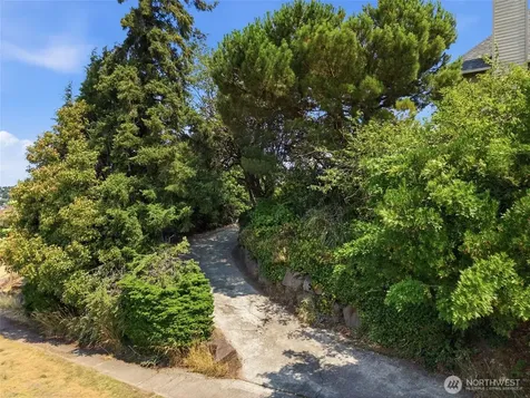 2517 23rd Avenue Seattle WA 98144