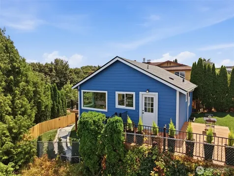 2517 23rd Avenue Seattle WA 98144