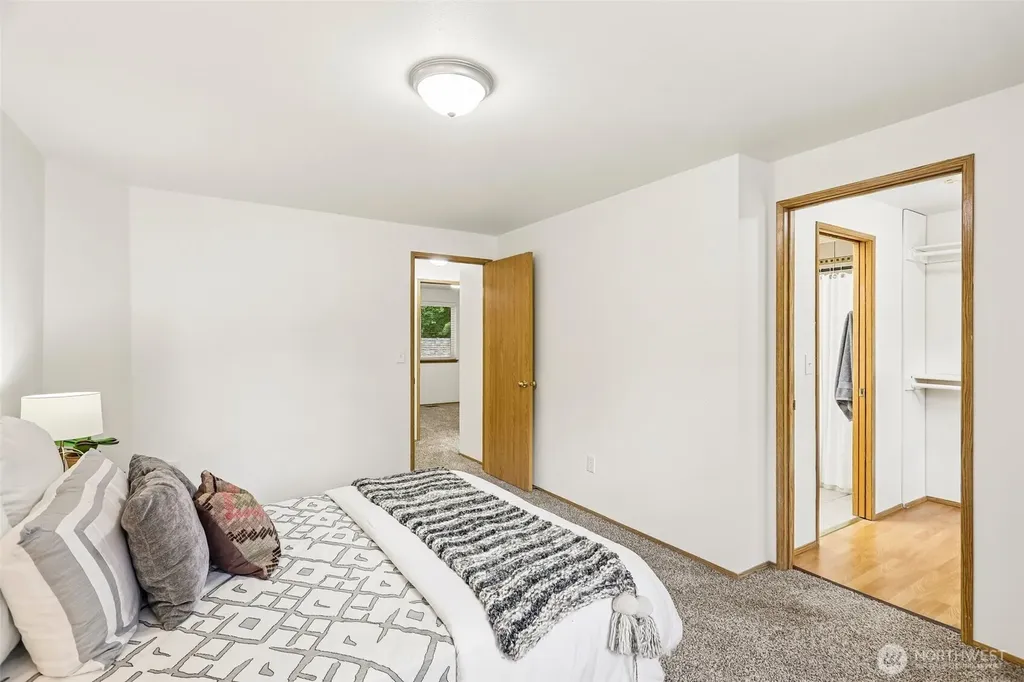 18110 81st Street E Bonney Lake WA 98391