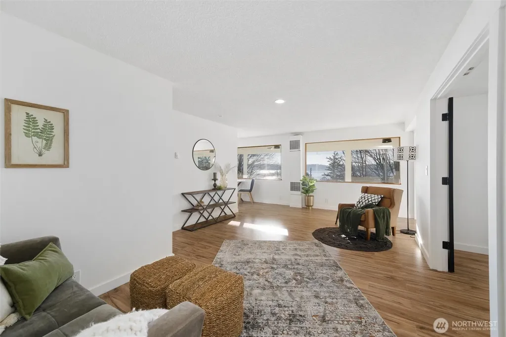 2553 Mackenzie Road Bellingham WA 98226