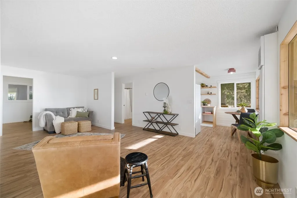 2553 Mackenzie Road Bellingham WA 98226