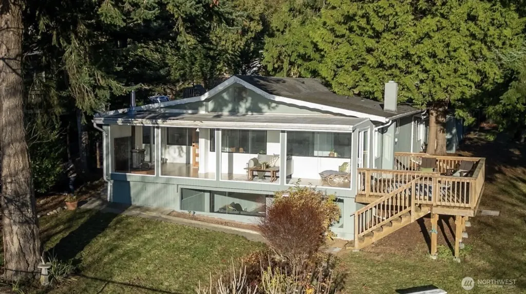 2553 Mackenzie Road Bellingham WA 98226