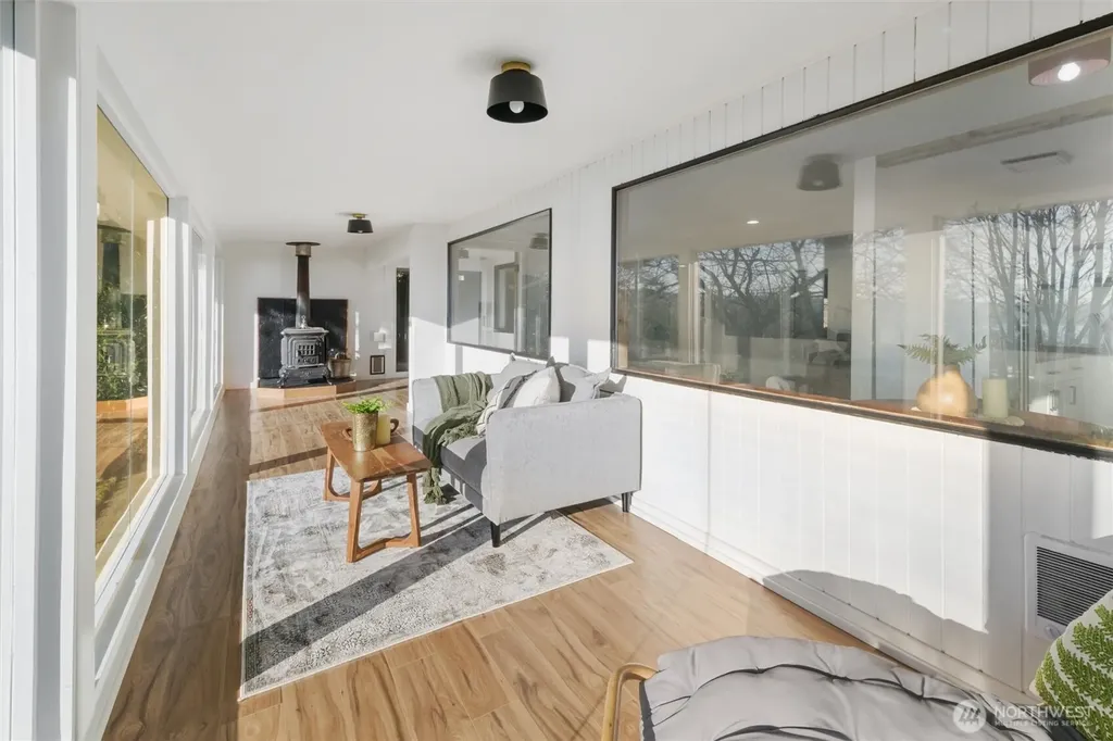 2553 Mackenzie Road Bellingham WA 98226
