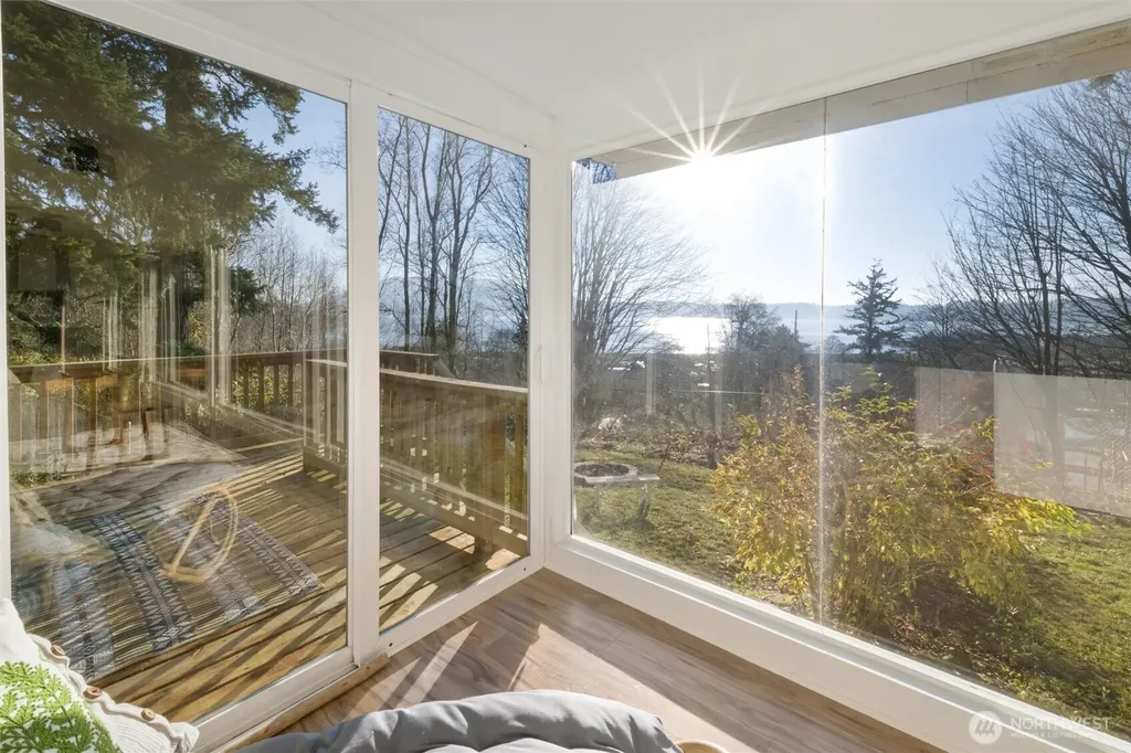 2553 Mackenzie Road Bellingham WA 98226