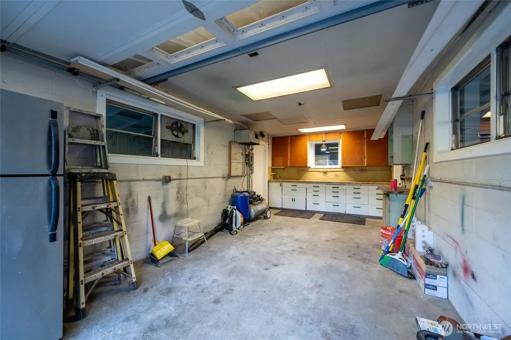 2553 Mackenzie Road Bellingham WA 98226