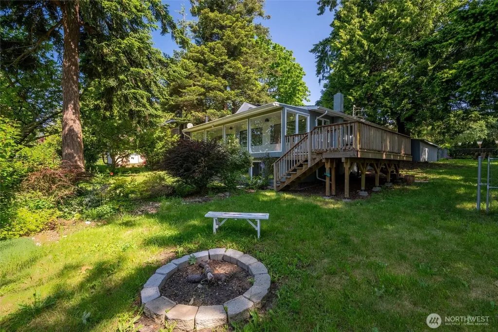 2553 Mackenzie Road Bellingham WA 98226