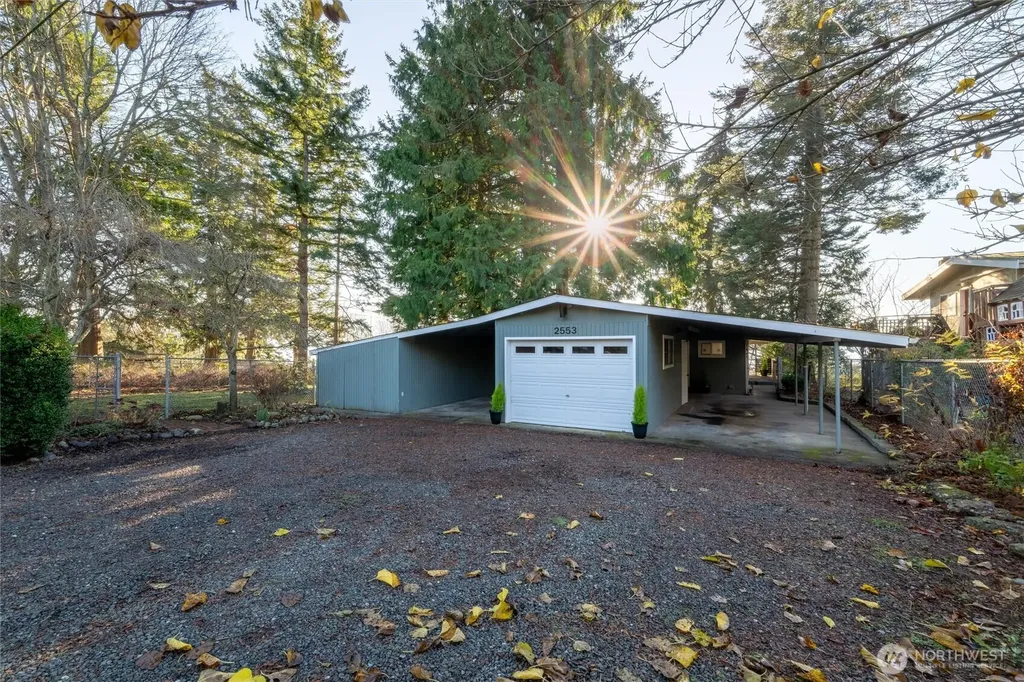 2553 Mackenzie Road Bellingham WA 98226