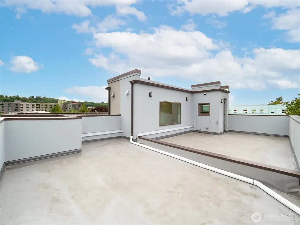 3832 S Edmunds Street Court Seattle WA 98118