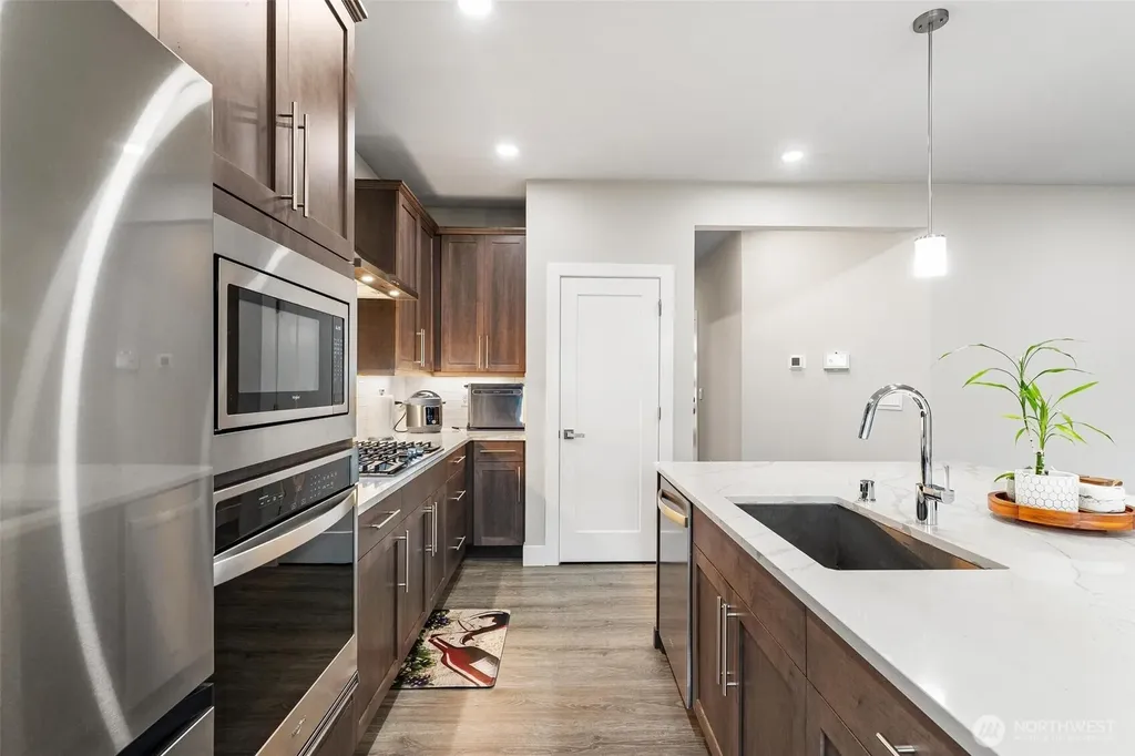 17809 2nd Ave W Bothell WA 98012
