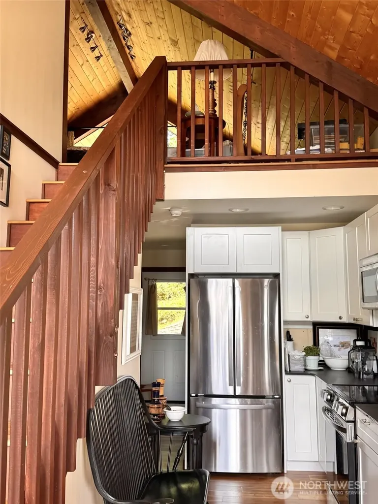 11521 E Lake Joy Drive NE Carnation WA 98014