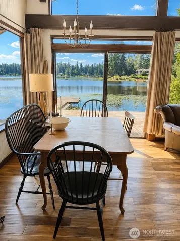 11521 E Lake Joy Drive NE Carnation WA 98014