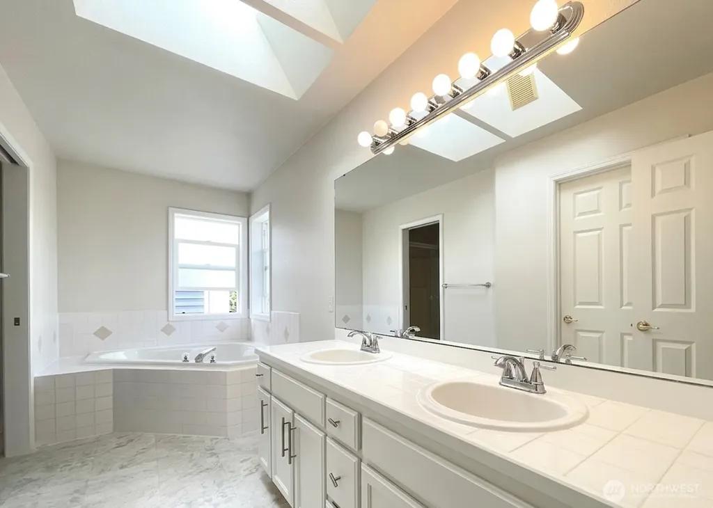 14829 23rd Place W Lynnwood WA 98087