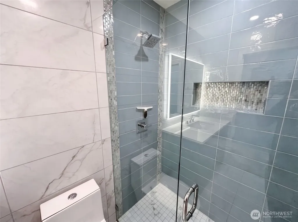 2325 Harbor Avenue SW Seattle WA 98126