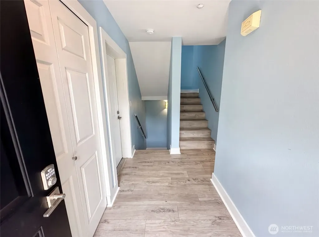 2325 Harbor Avenue SW Seattle WA 98126