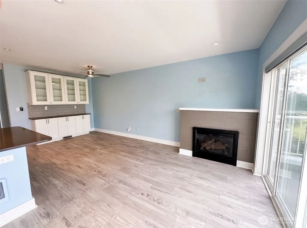 2325 Harbor Avenue SW Seattle WA 98126